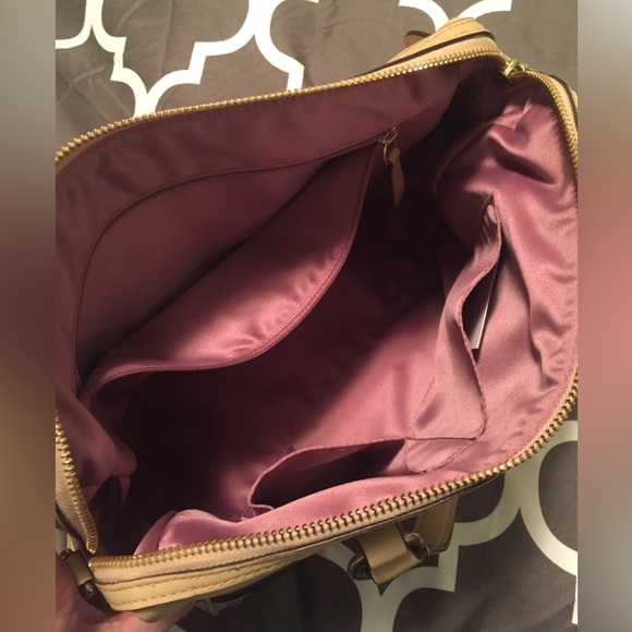 COACH bag, handles and strap, natural/tan color, about 12 in. - Picture 5 of 8